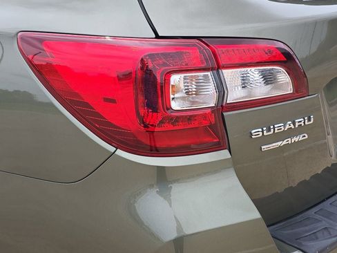 Used 2016 Subaru Outback 2.5i Limited image 32