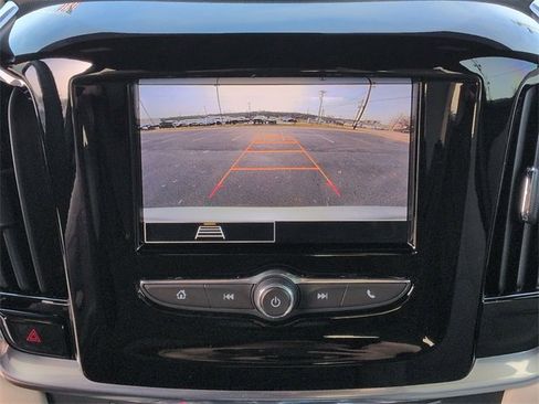 Certified 2023 Chevrolet Traverse LS image 12