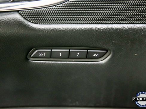 Used 2019 Cadillac XT5 Platinum image 25