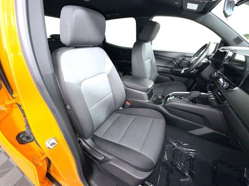 New 2025 Chevrolet Colorado W/T w/ WT Custom Package AWD/4WD image 27