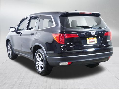 Used 2016 Honda Pilot EX image 5