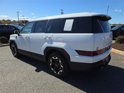 Used 2025 Hyundai Santa Fe SE image 7