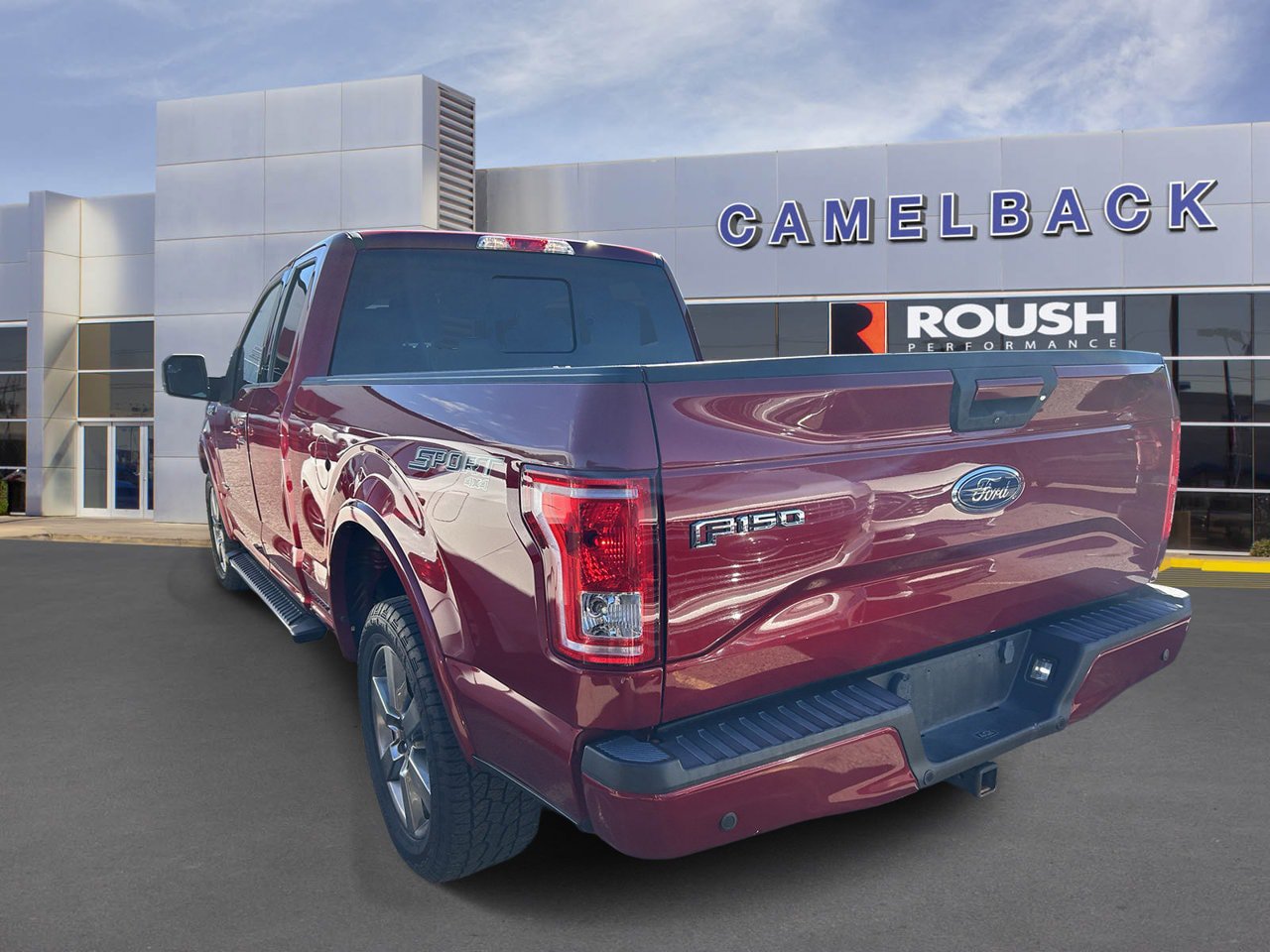 Used 2017 Ford F150 XLT w/ Equipment Group 302A Luxury AWD/4WD image 7