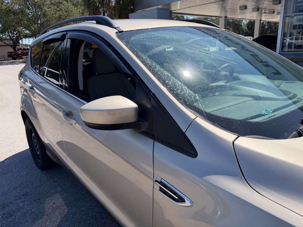 Used 2018 Ford Escape SE w/ SE Sync 3 Package FWD image 13