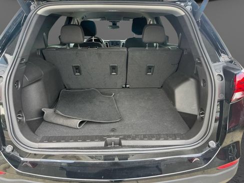 Used 2024 Chevrolet Equinox LT FWD image 27
