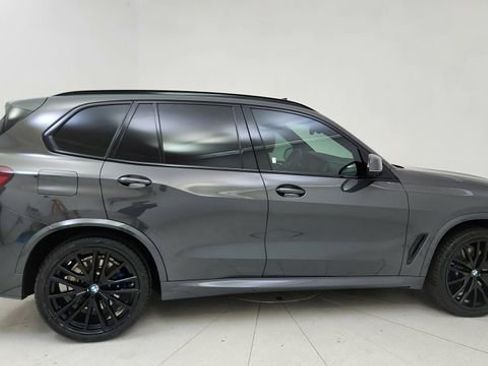 Used 2023 BMW X5 M50i w/ Executive Package image 6