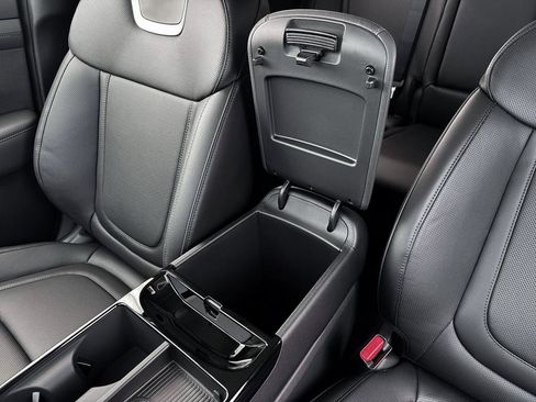 New 2026 Hyundai Tucson Limited image 18