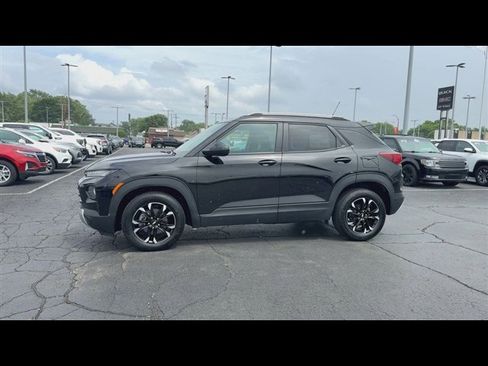 Used 2023 Chevrolet TrailBlazer LT w/ Convenience Package FWD image 5
