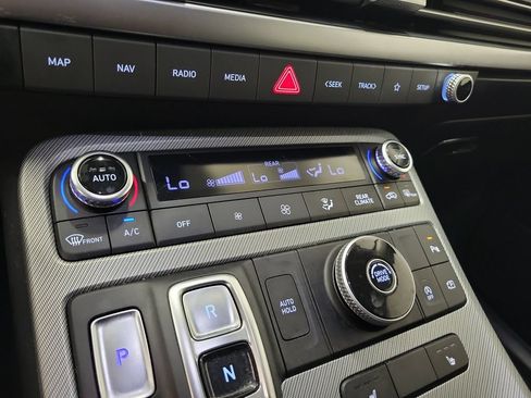 Used 2025 Hyundai Palisade SEL FWD image 29