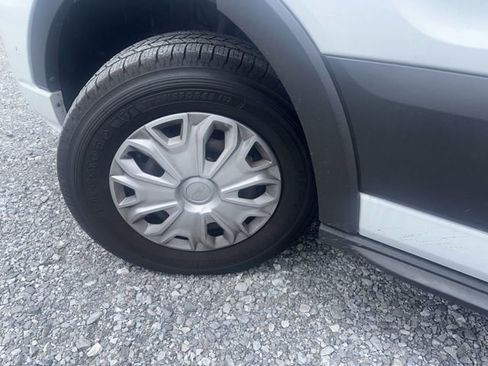 Used 2023 Ford Transit 350 XLT RWD image 8