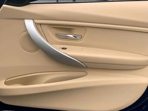 Used 2016 BMW 320i 320i image 22