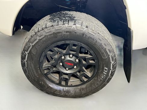 Used 2013 Toyota Tacoma PreRunner image 13