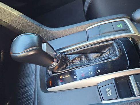 Used 2020 Honda Civic Sport image 31