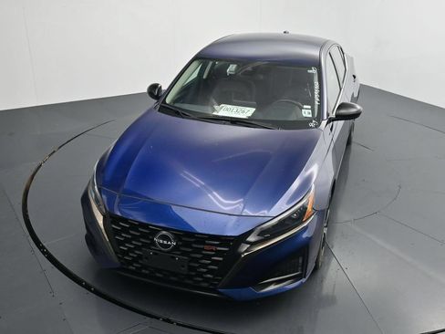 Used 2023 Nissan Altima 2.5 SR FWD image 51