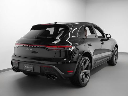 New 2026 Porsche Macan image 12