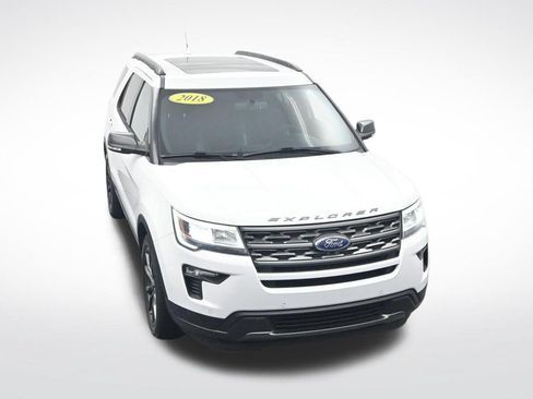 Used 2018 Ford Explorer XLT w/ Equipment Group 202A FWD image 25