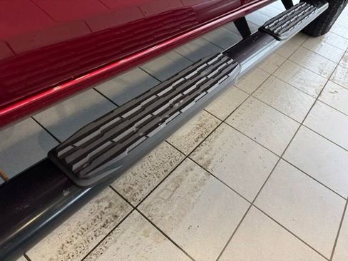 Certified 2023 Chevrolet Colorado Trail Boss w/ Technology Package image 33