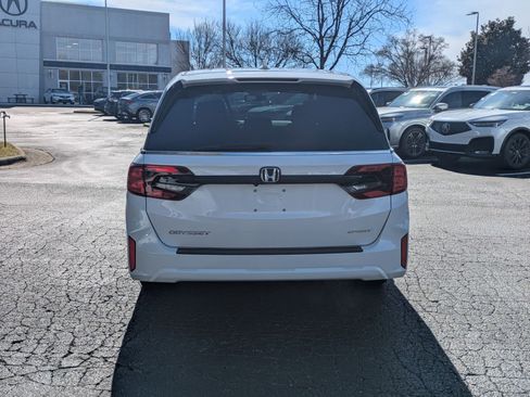 Used 2025 Honda Odyssey Sport-L image 6