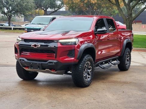 Used 2025 Chevrolet Colorado ZR2 image 11