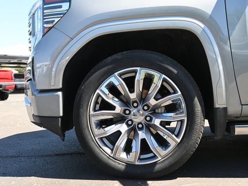 Used 2025 GMC Sierra 1500 Denali AWD/4WD image 27