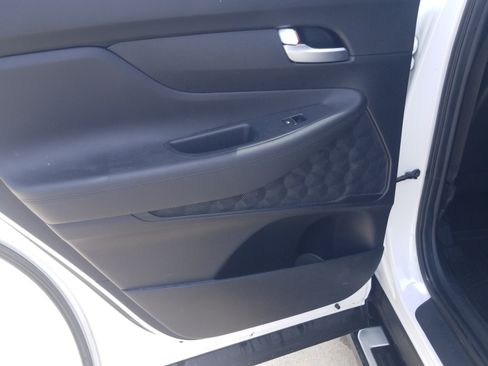 Used 2022 Hyundai Santa Fe XRT FWD image 17