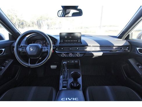 Used 2023 Honda Civic Sport image 12