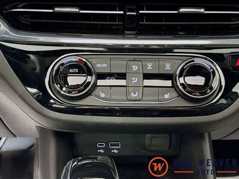 Used 2025 Buick Envista Sport Touring w/ Convenience I Package image 16