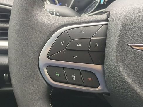 New 2026 Chrysler Pacifica Select FWD image 30