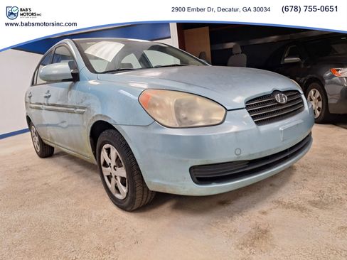 Used 2009 Hyundai Accent GLS image 3