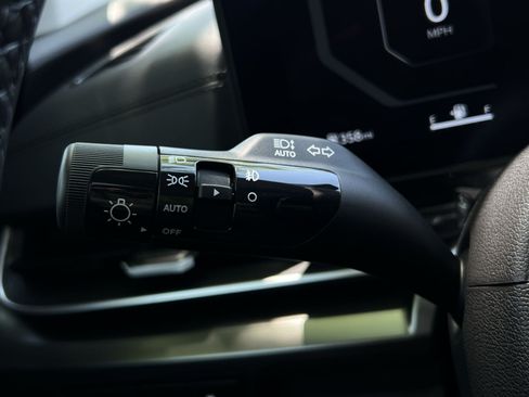 New 2026 Kia Carnival SX FWD image 28