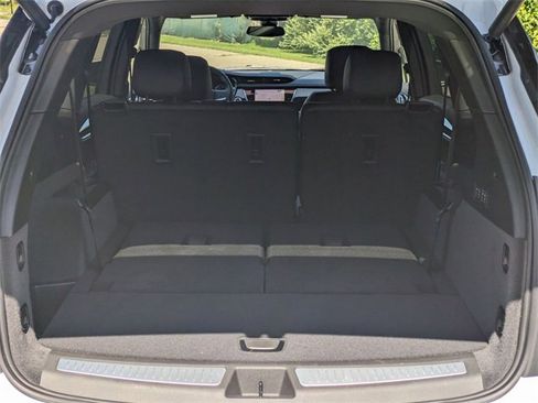 New 2025 Cadillac XT6 Premium Luxury image 24