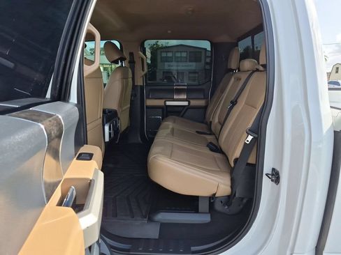Used 2022 Ford F250 Lariat w/ Lariat Ultimate Package AWD/4WD image 23