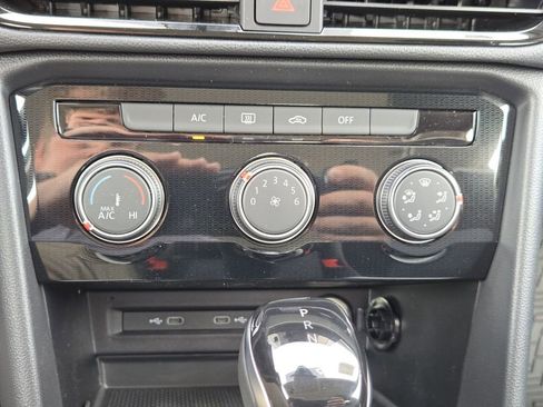 New 2026 Volkswagen Taos S image 15