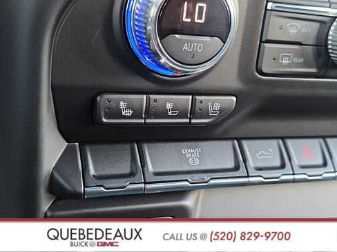 Used 2021 GMC Sierra 2500 AT4 w/ Gooseneck/5TH Wheel Package AWD/4WD image 18