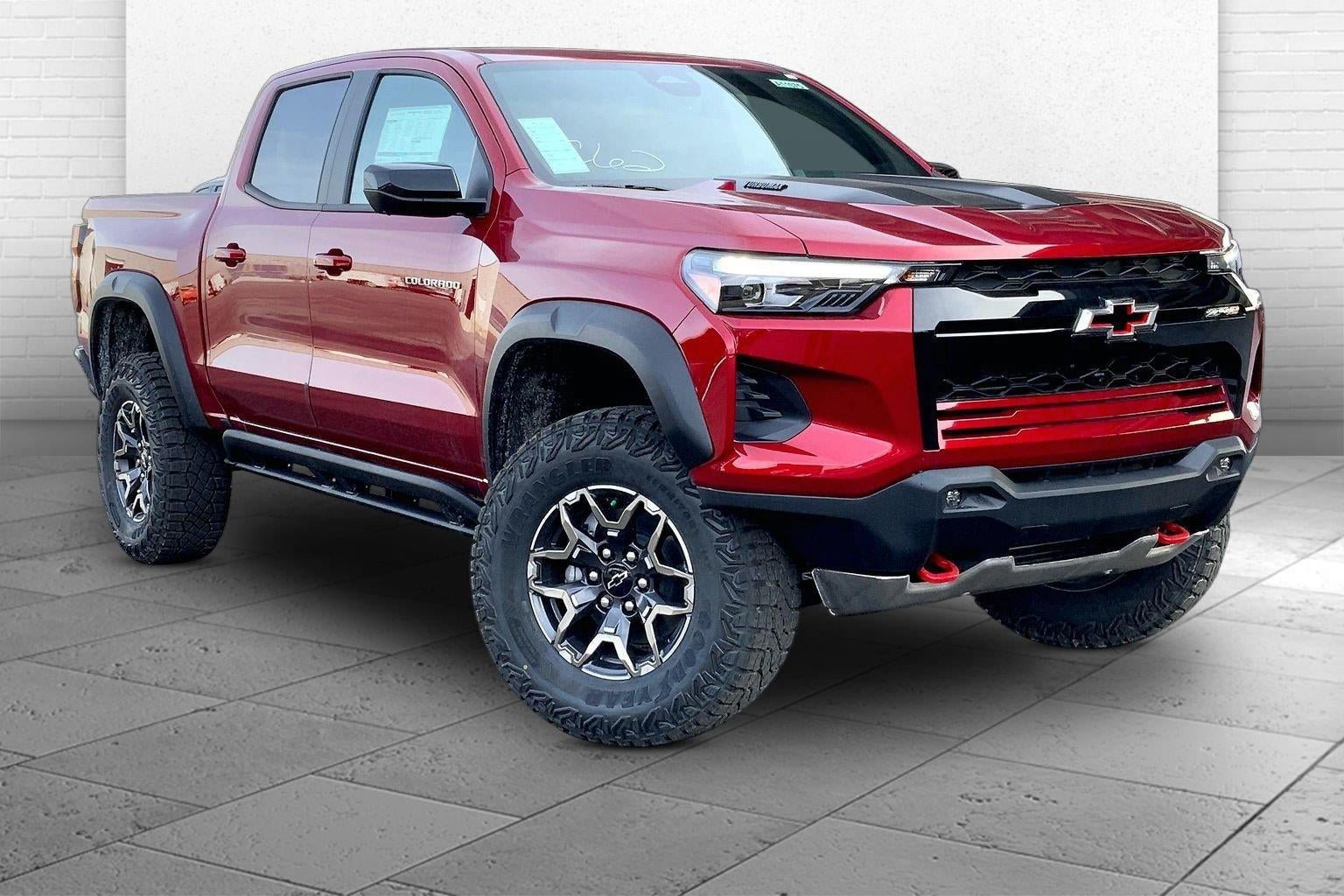New 2026 Chevrolet Colorado ZR2 w/ Technology Package AWD/4WD image 1