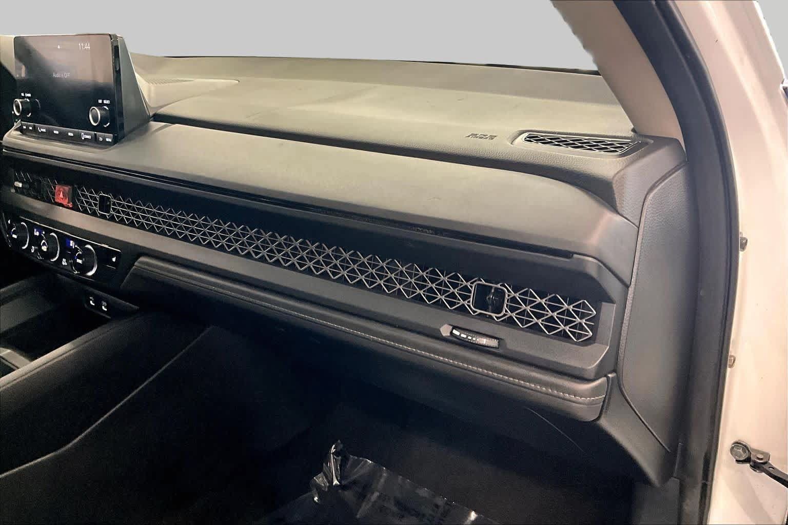 Used 2024 Honda Accord EX image 19