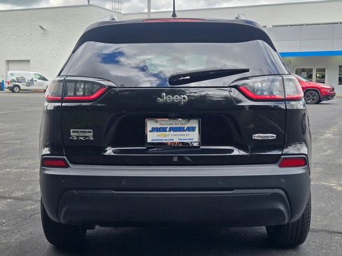 Used 2020 Jeep Cherokee Latitude Plus image 12