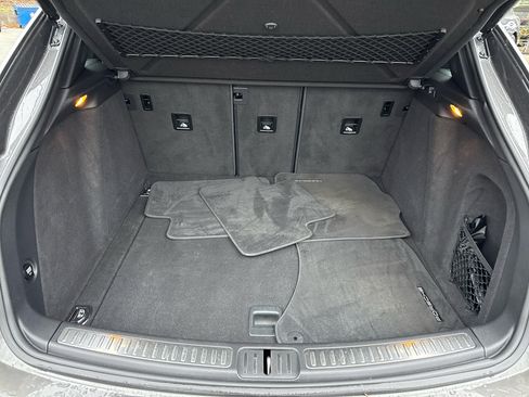 Used 2015 Porsche Macan Turbo image 16