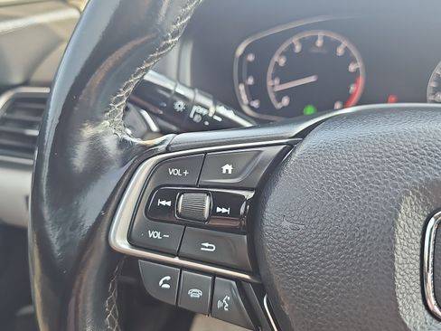 Used 2018 Honda Accord EX-L image 24