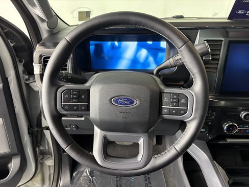 Used 2025 Ford F350 Lariat w/ Black Appearance Package image 17