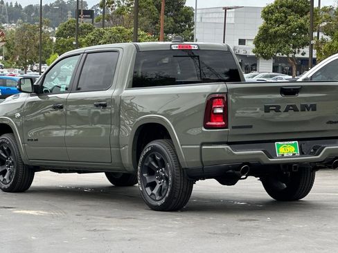 New 2026 RAM 1500 4x4 Crew Cab image 6