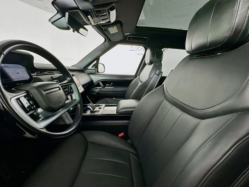 Used 2023 Land Rover Range Rover SE image 21