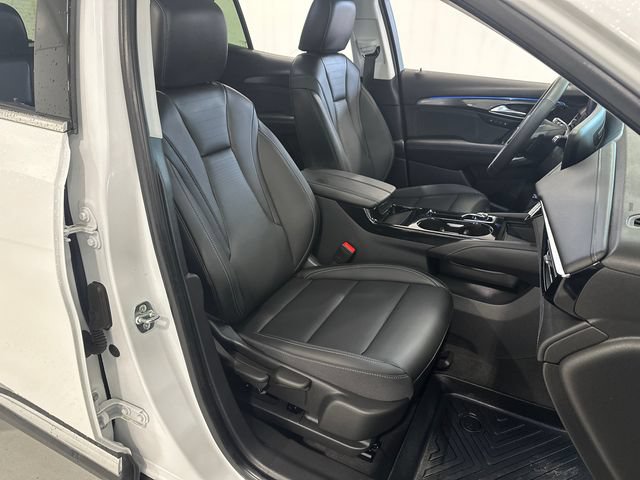Used 2025 Buick Envision Preferred AWD/4WD image 30