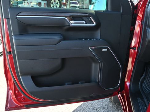 Used 2025 Chevrolet Silverado 1500 RST image 30