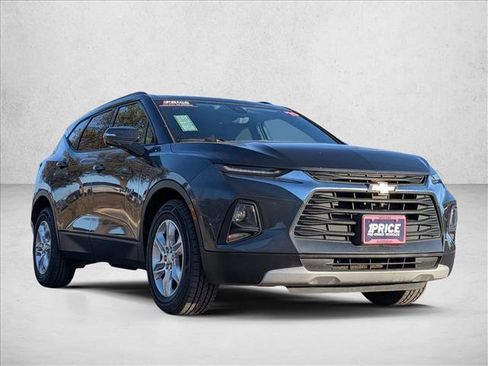 Used 2019 Chevrolet Blazer LT w/ Sound & Technology Package image 3