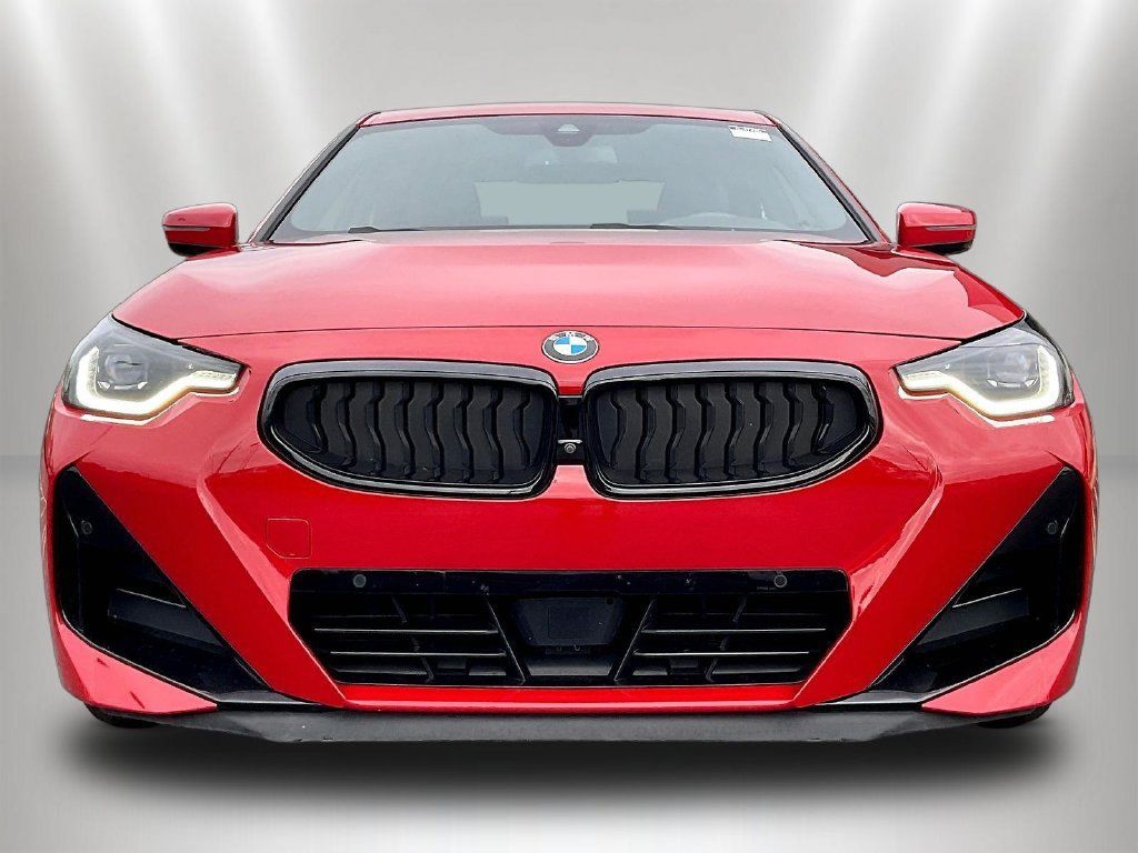 Used 2022 BMW 230i Coupe w/ Premium Package 2 RWD image 2