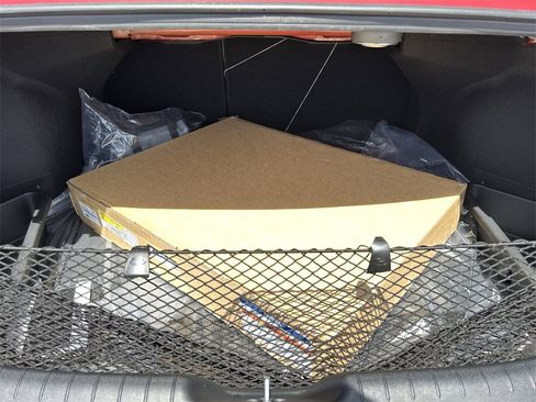 New 2025 Hyundai Elantra Limited image 17