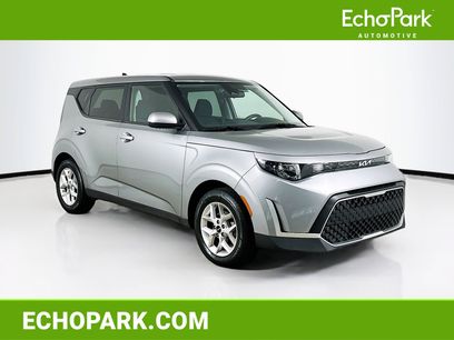 Used 2025 Kia Soul LX w/ LX Technology Package