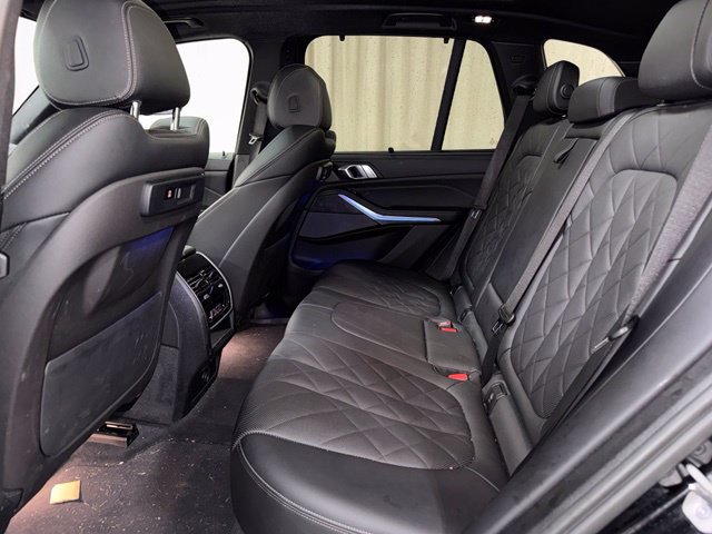Used 2023 BMW X5 xDrive40i w/ Executive Package AWD/4WD image 18