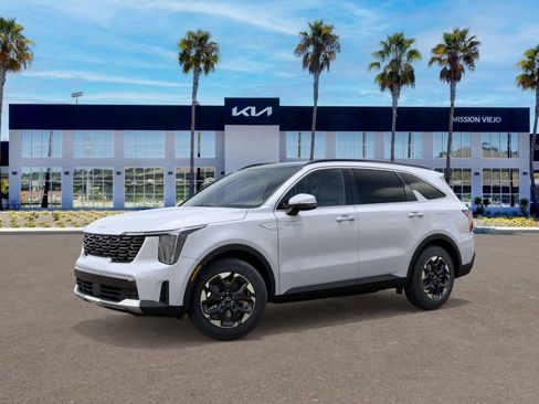 New 2026 Kia Sorento S image 3